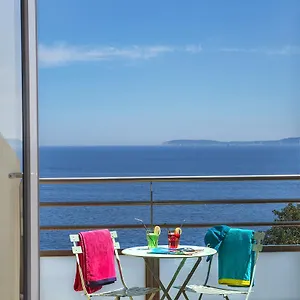 aiguebelle-lavandou.fr-provencehotel.com/